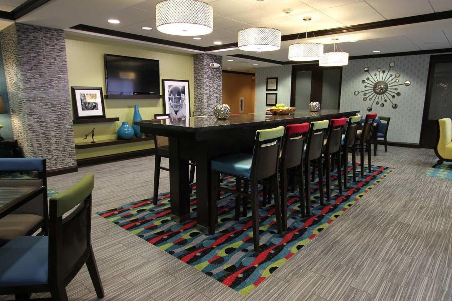 Hampton Inn Iowa City/University Area Exterior photo